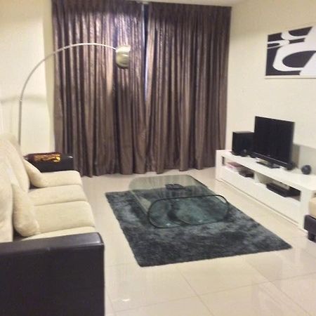 Kl Service Suite At Taragon Kuala Lumpur Exterior photo