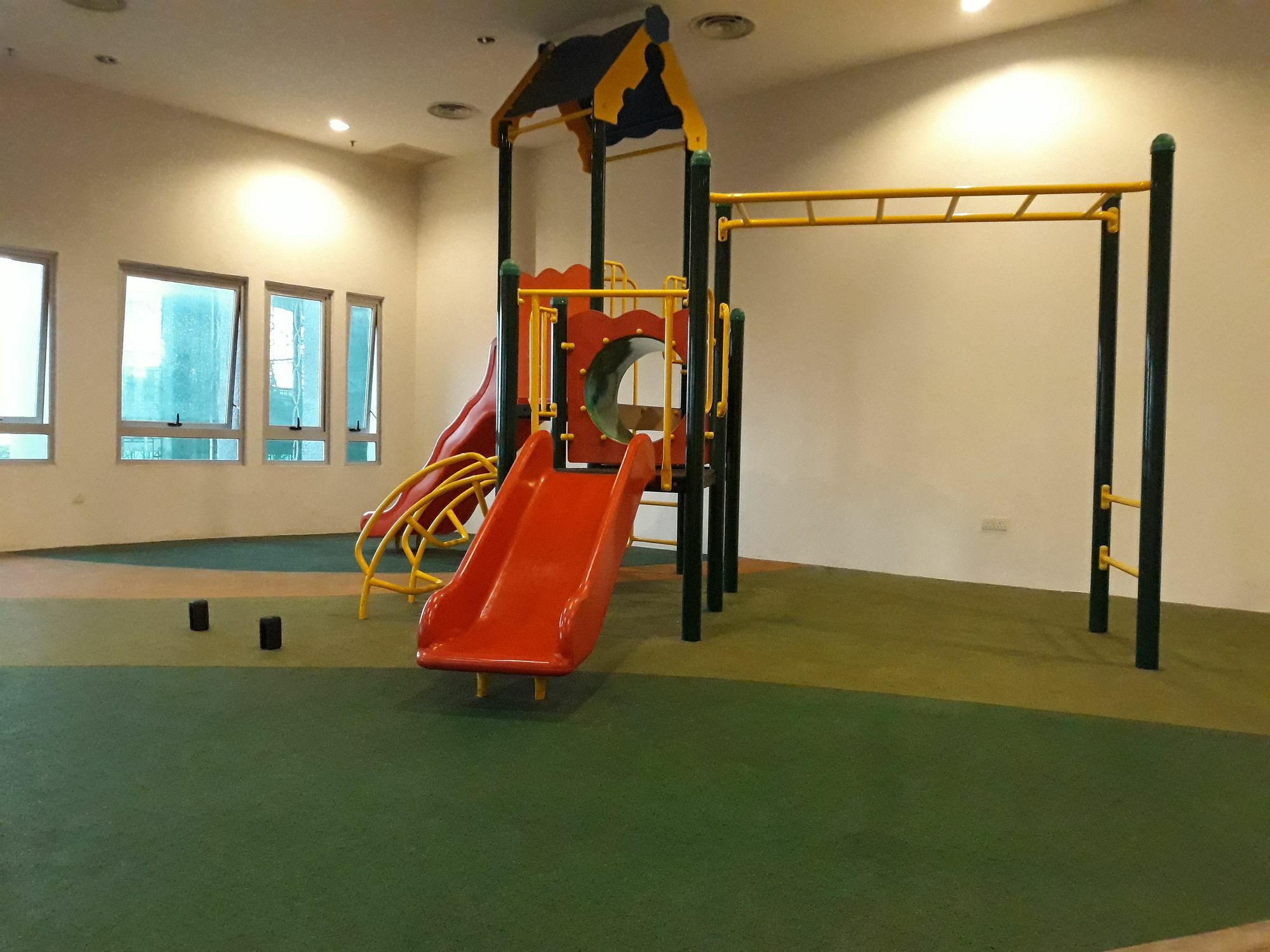 Kl Service Suite At Taragon Kuala Lumpur Exterior photo
